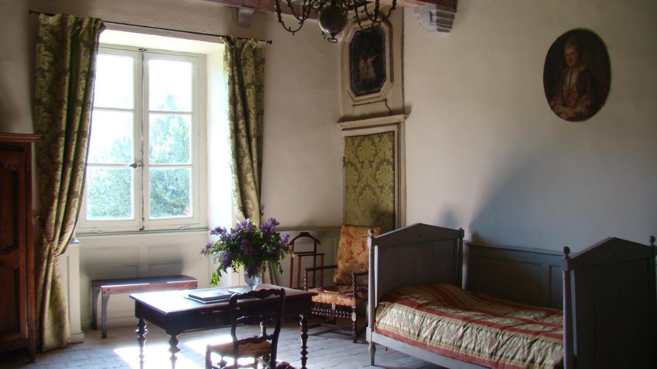 Chateau D'Ozenay 외부 사진