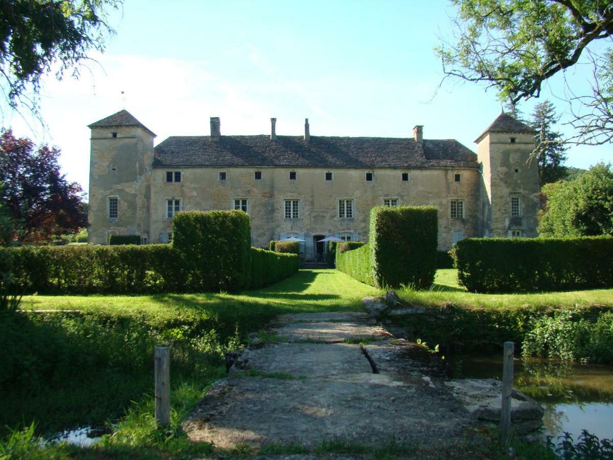 Chateau D'Ozenay 외부 사진